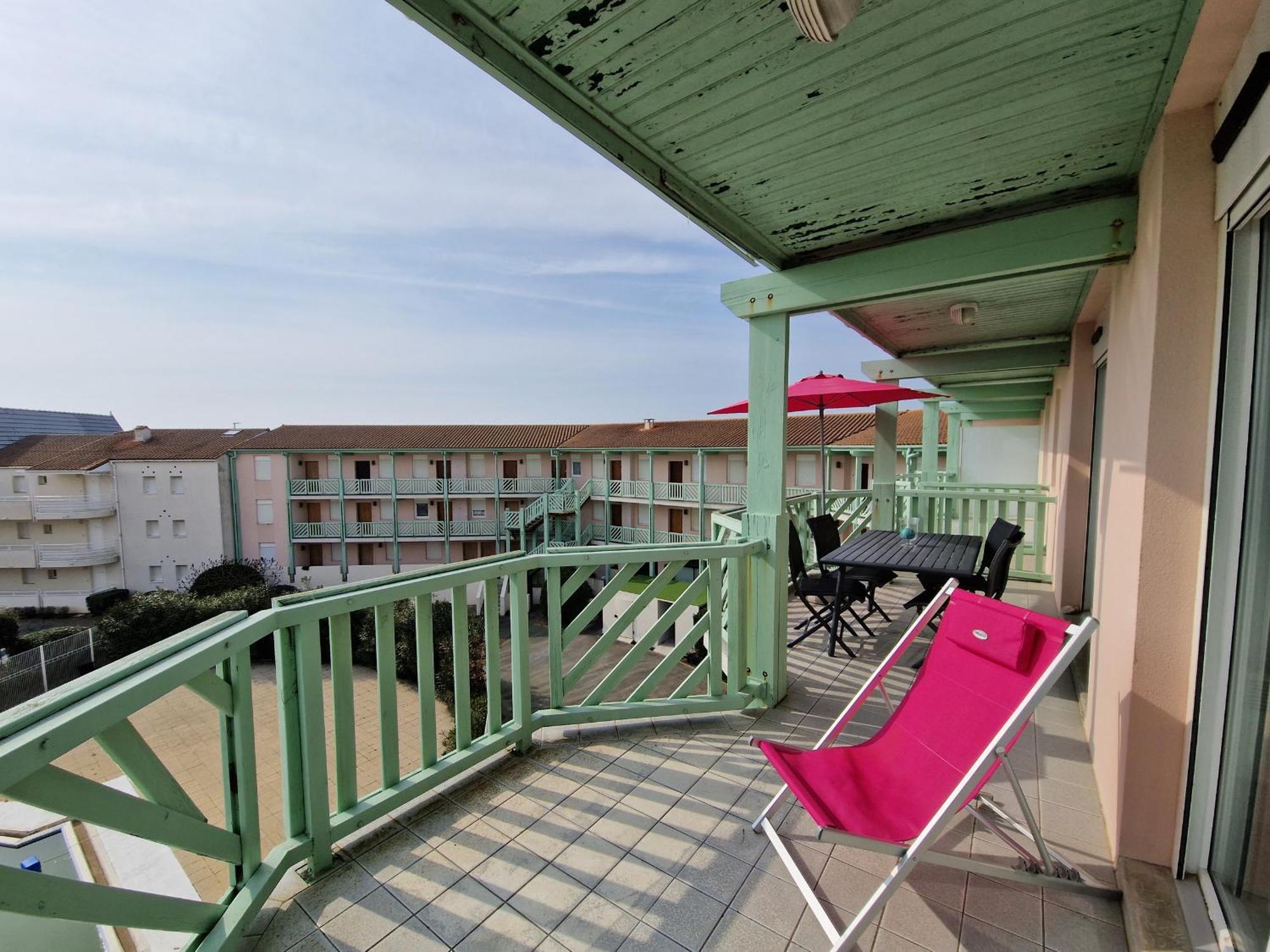 Appartement Avec Piscine, Tennis & Balcon, Centre-Ville Chatelaillon-Plage, 6 Pers, 2 Ch - Fr-1-706-17 ภายนอก รูปภาพ