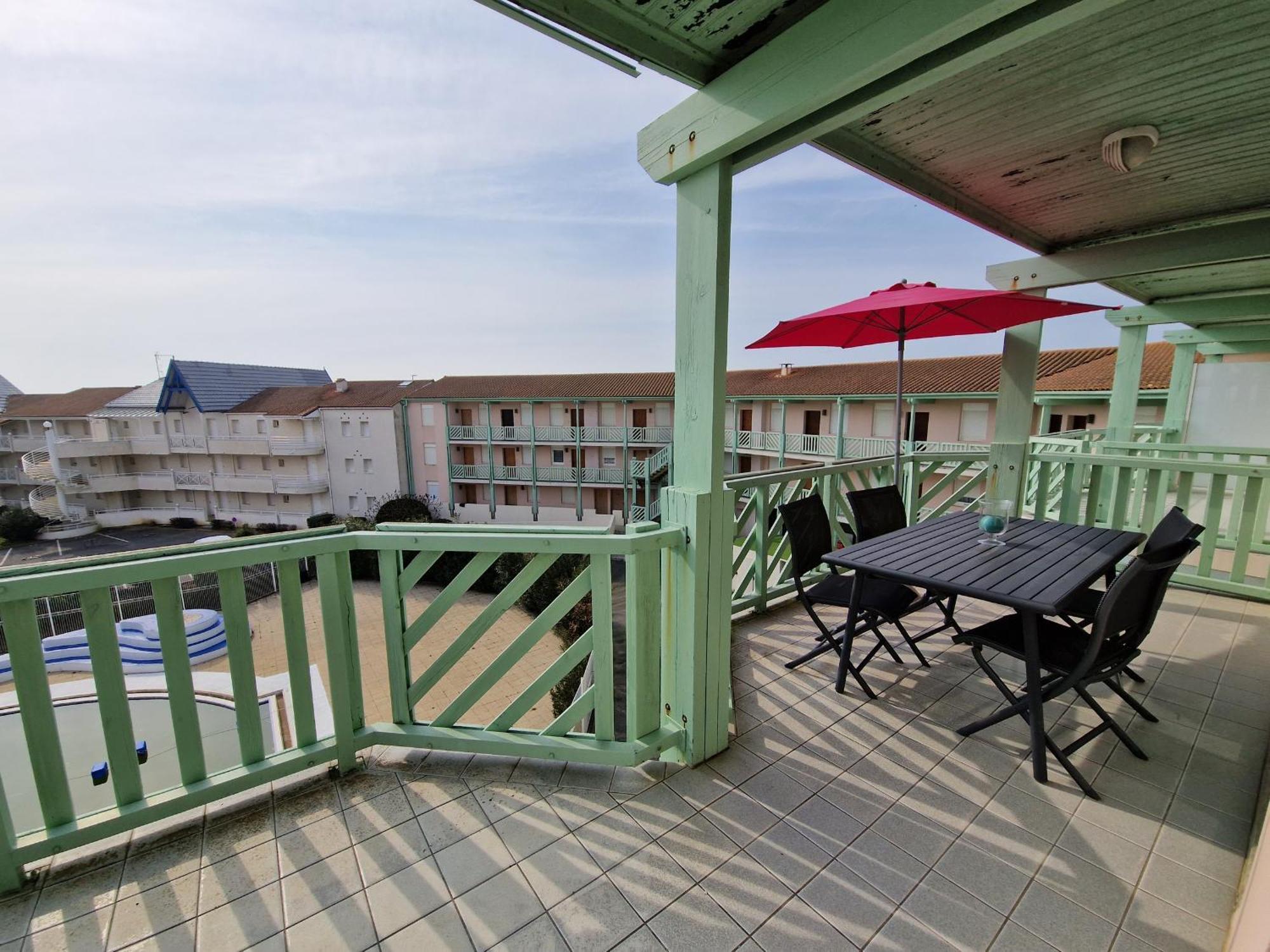 Appartement Avec Piscine, Tennis & Balcon, Centre-Ville Chatelaillon-Plage, 6 Pers, 2 Ch - Fr-1-706-17 ภายนอก รูปภาพ